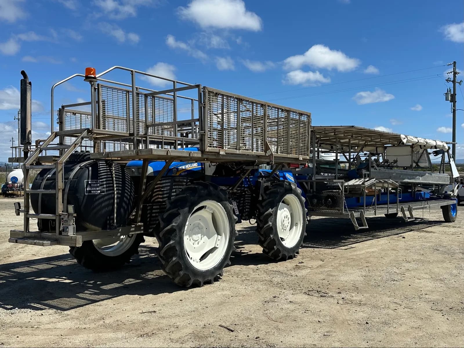 cauliflower-harvester-2014-new-holland-ts6120-mo9j709c