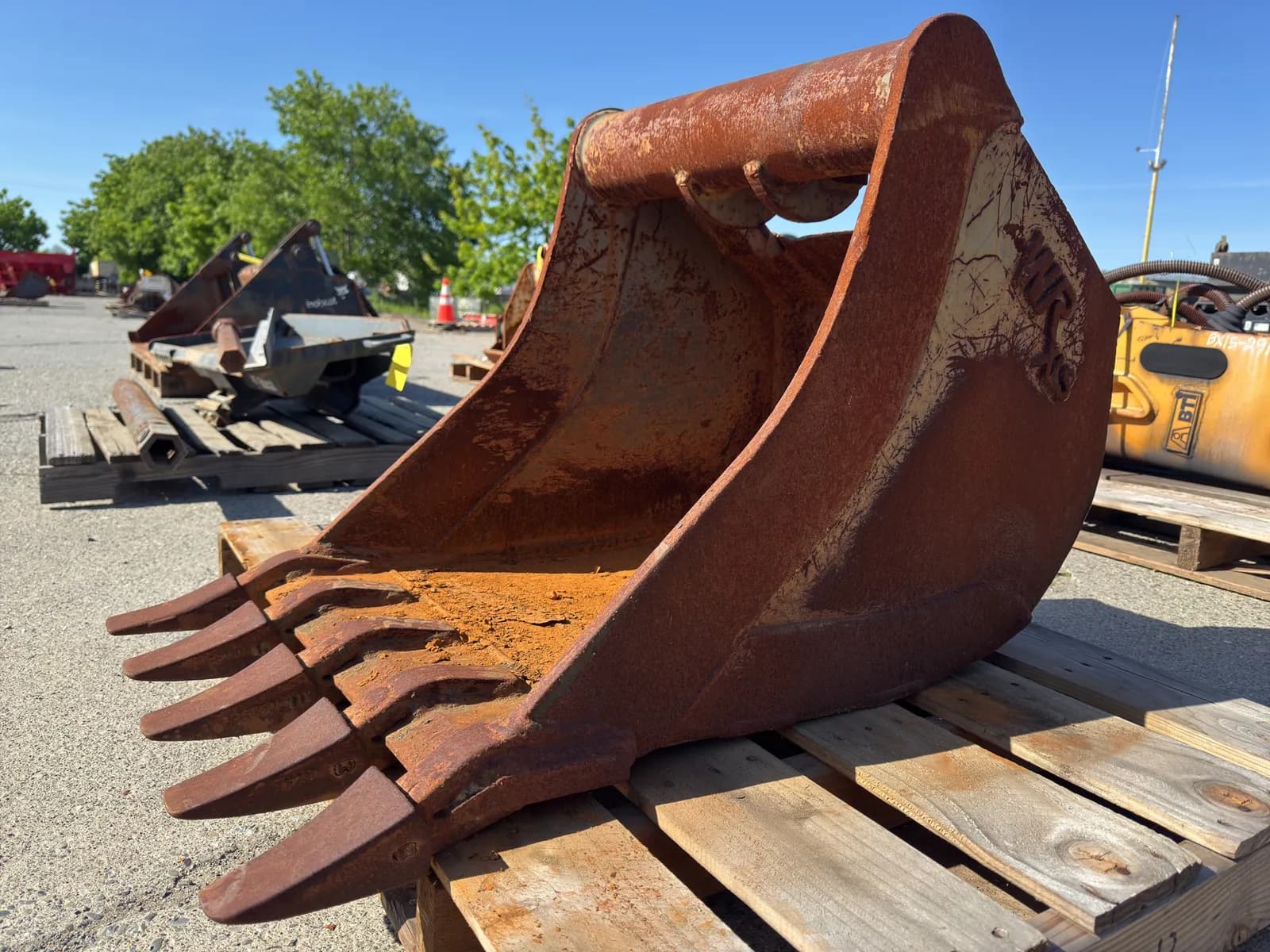 wr-xls-central-fabricators-21-excavator-bucket-mpcxe88a