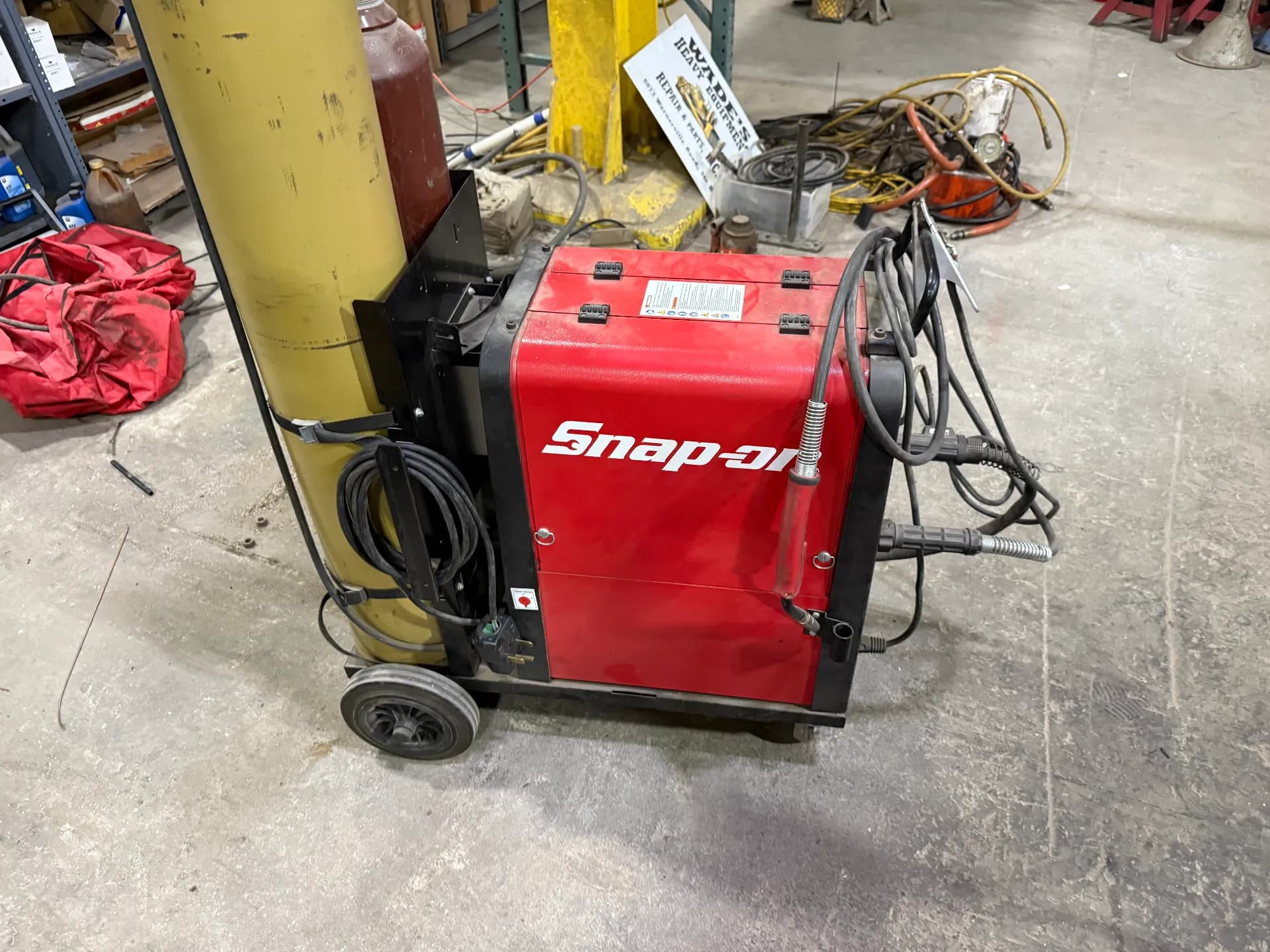 snap-on-mig225ai-double-pulse-welder-mo93cm6k