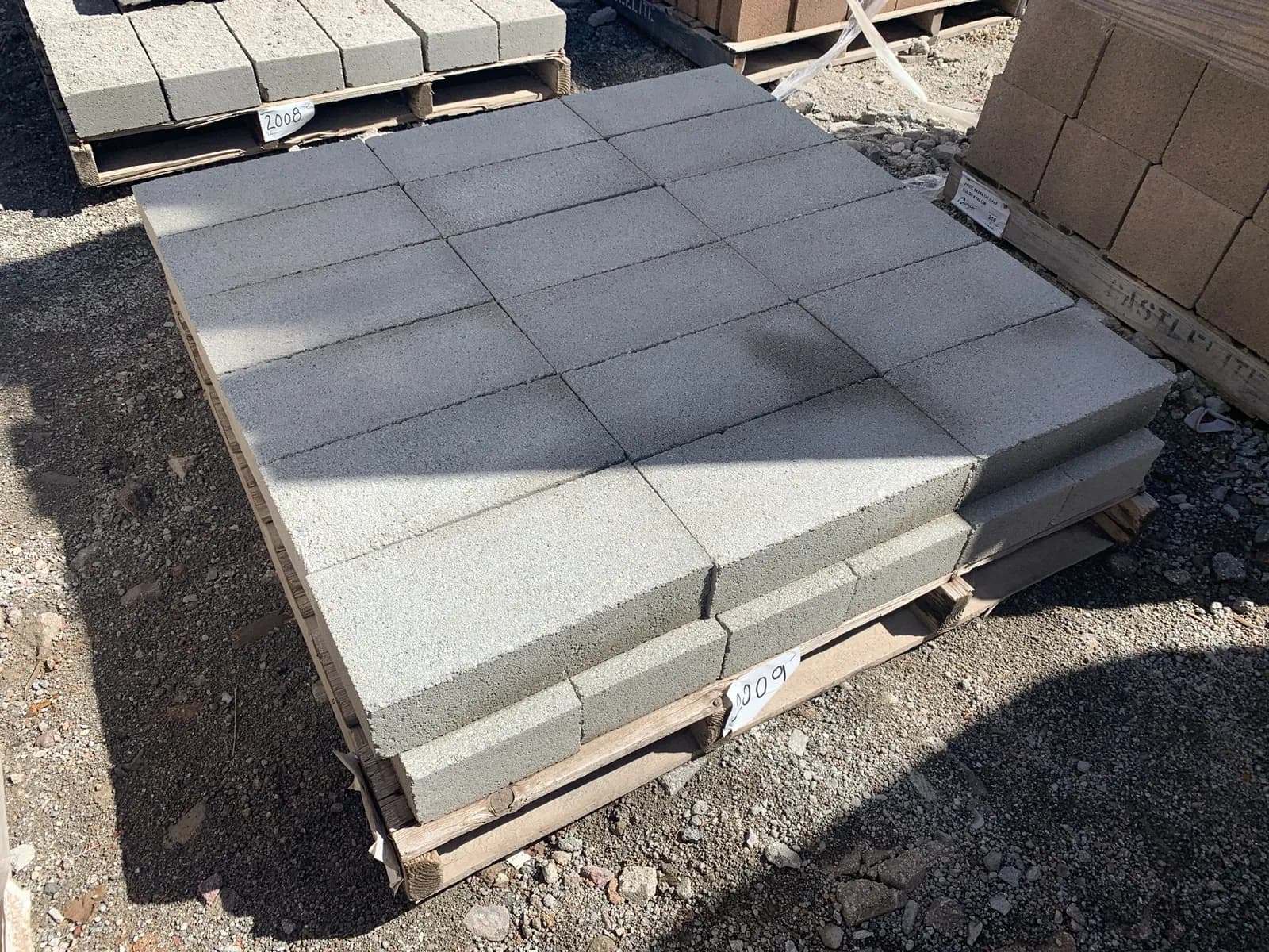 025-pallet-of-8x4x16-precision-solid-gray-7ced9a