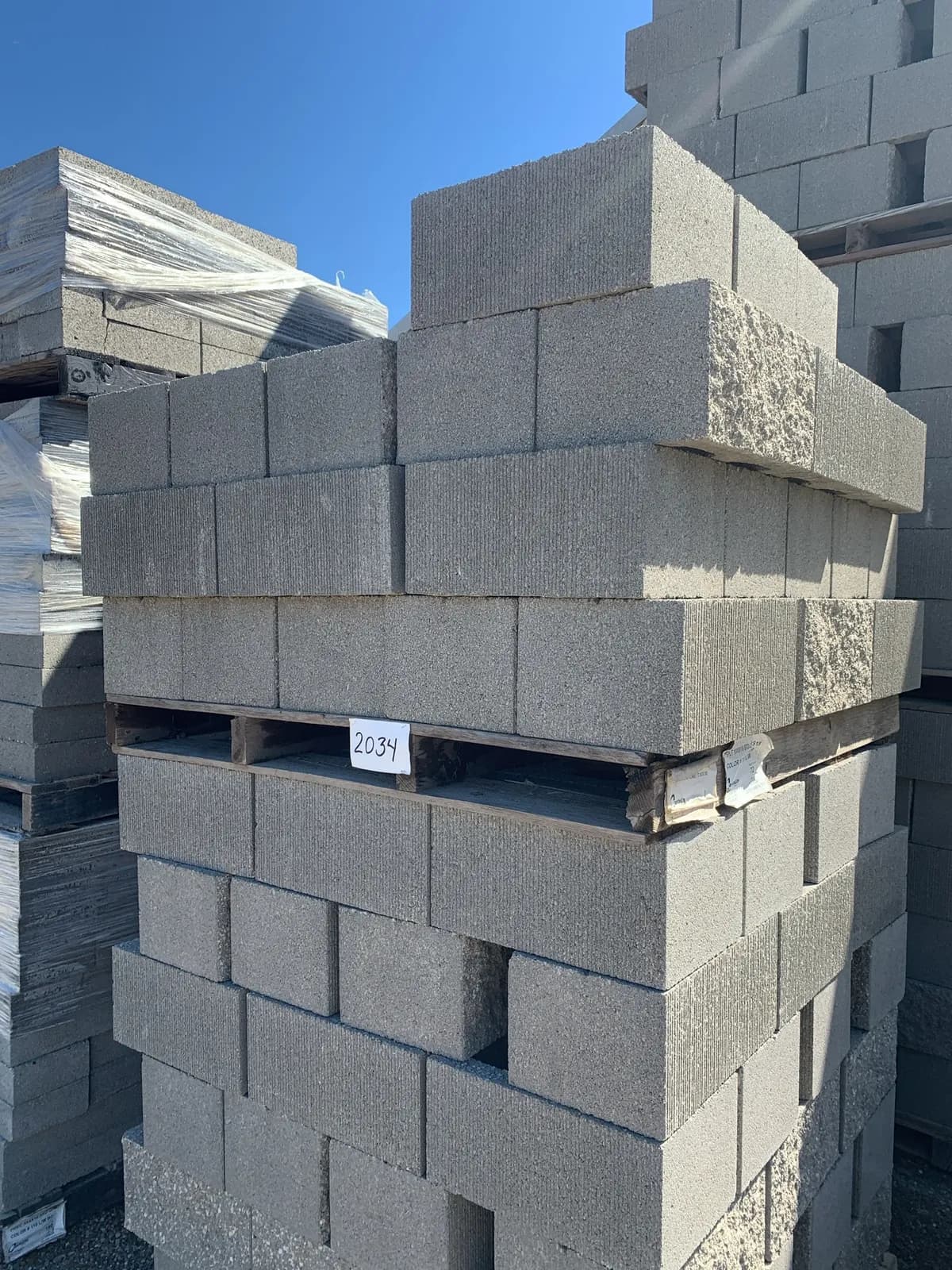 15-pallets-10x8x16-split-face-comb-face-standard-gray-56882f