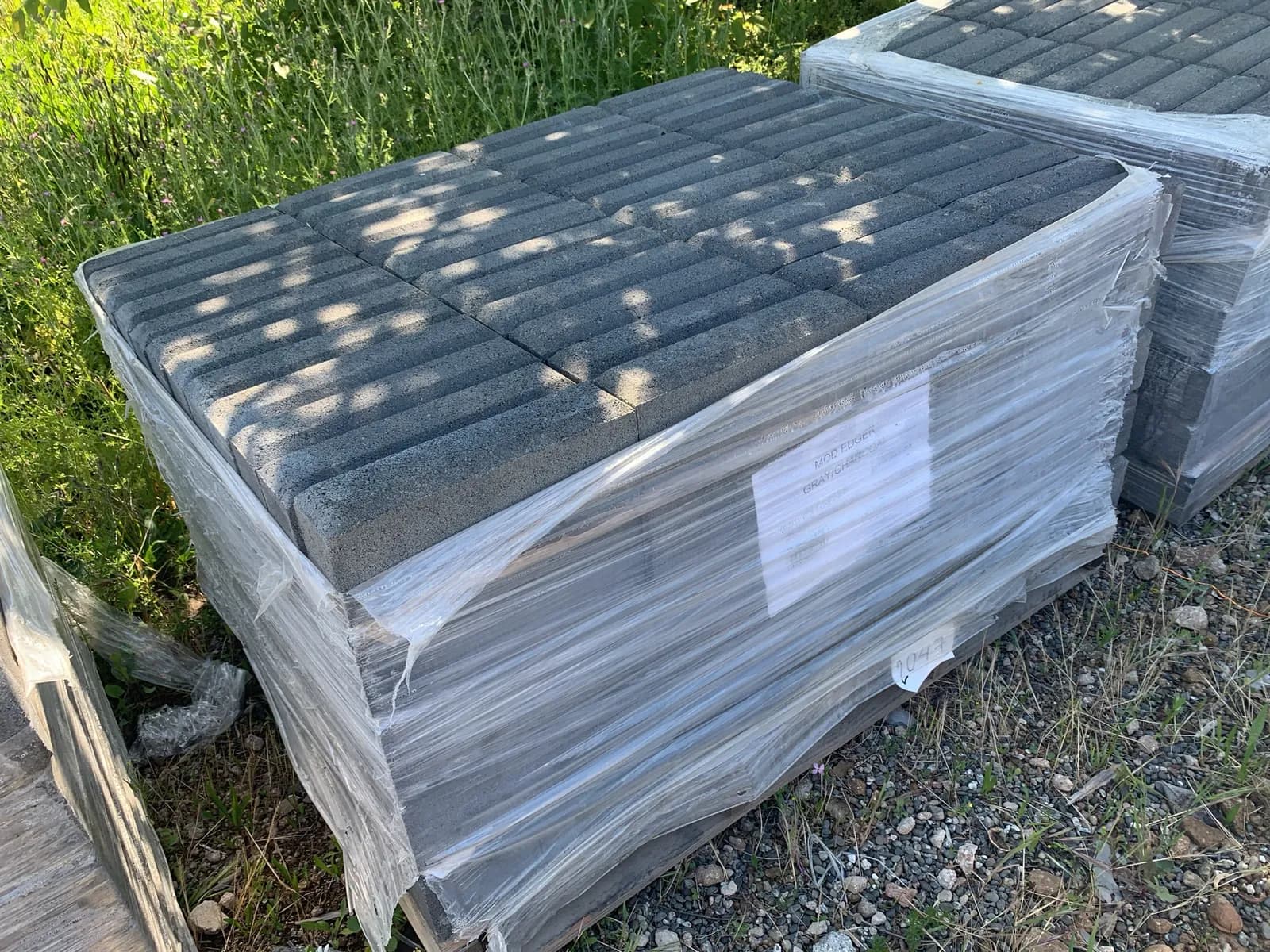 1-pallet-mod-edger-gray-06e51a