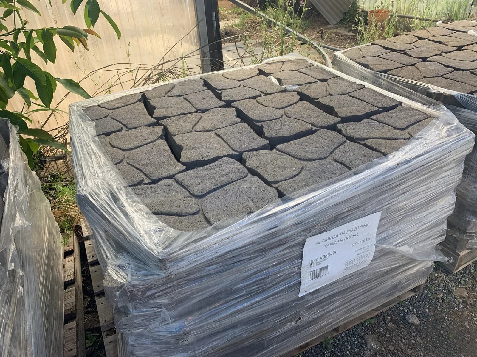 1-pallet-alameda-patio-stone-tan-charcoal-bf2f37