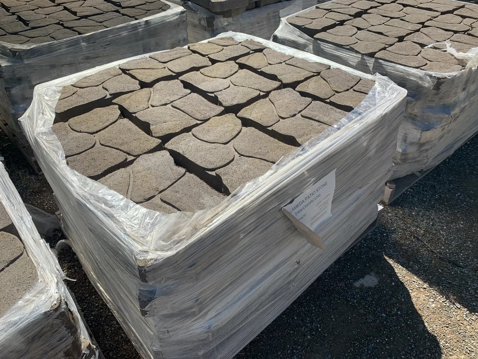 1-pallet-alameda-patio-stone-tan-charcoal-7e80a3