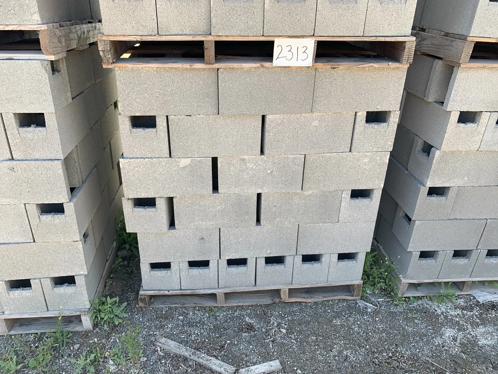 3-pallets-8x8x16-open-end-bond-beam-gray-0cf11f