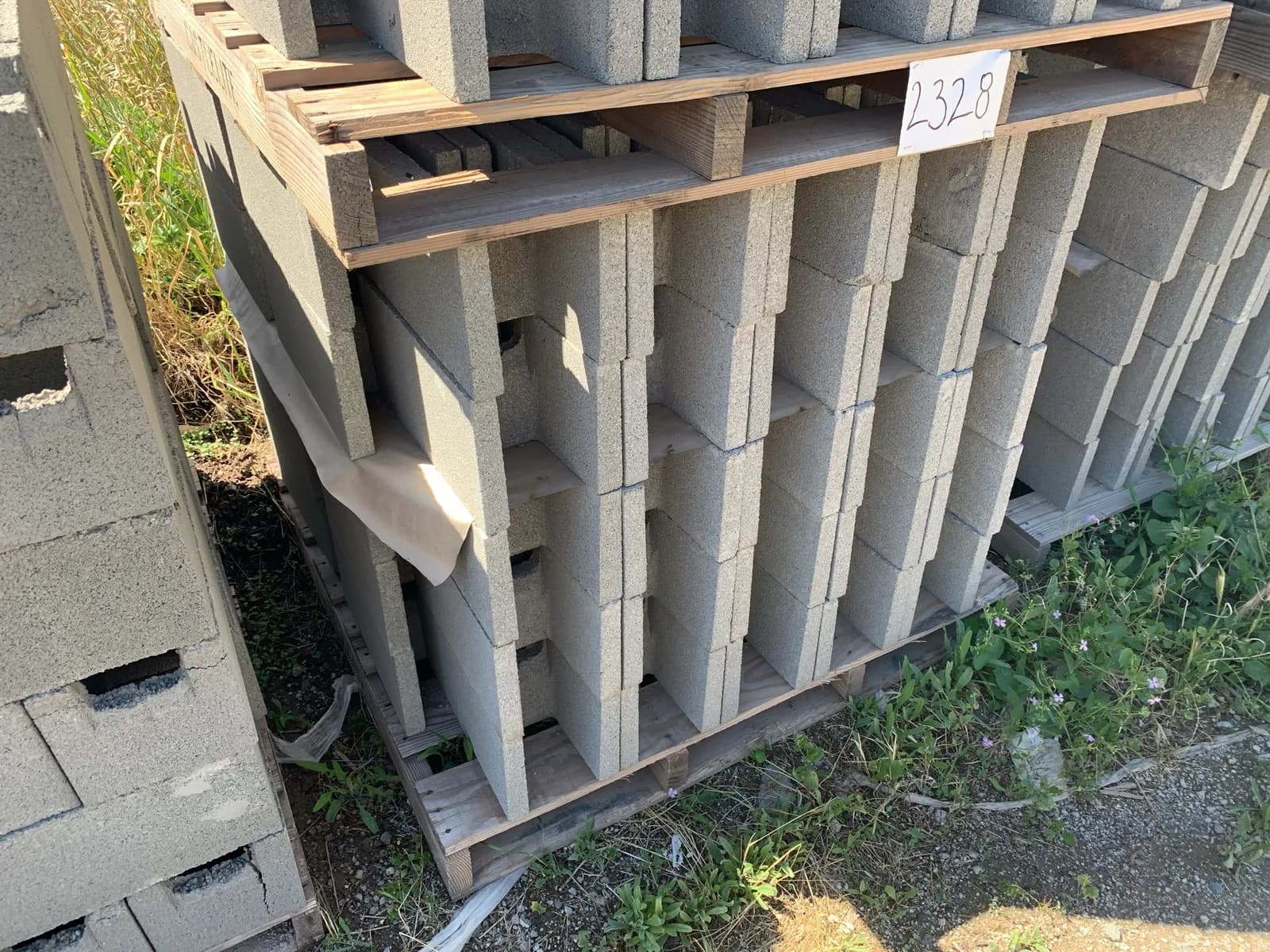 3-pallets-8x8x16-double-open-end-bond-beam-gray-5f1499