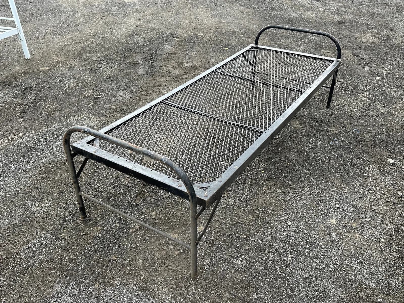 quantity-of-5-metal-bed-frames-with-foldable-legs-30x76x17-0452-1776982557064-moc1j894