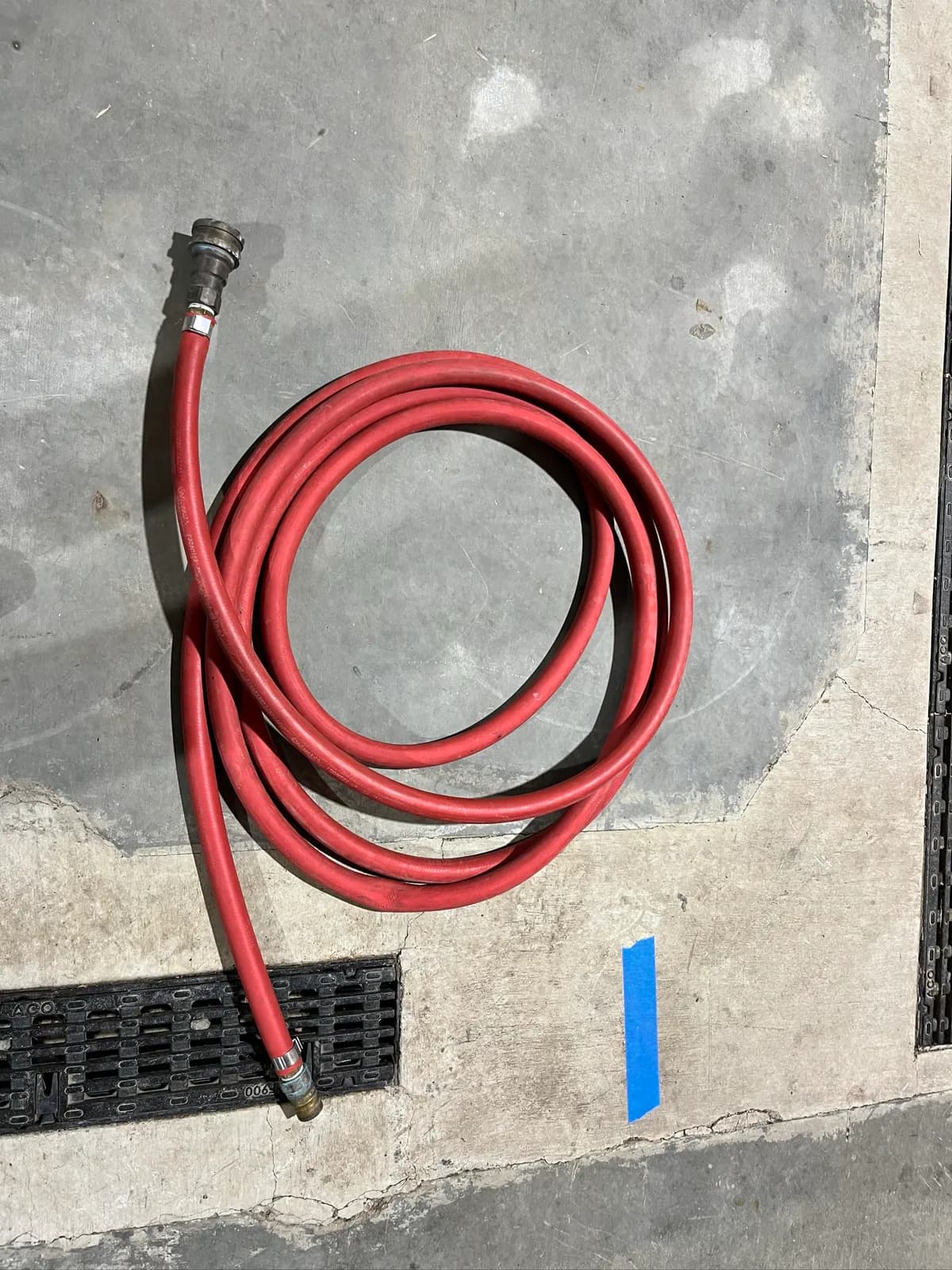 red-25-glycolwashdown-hose-with-brass-quick-connect-fittings-mogdl7a5
