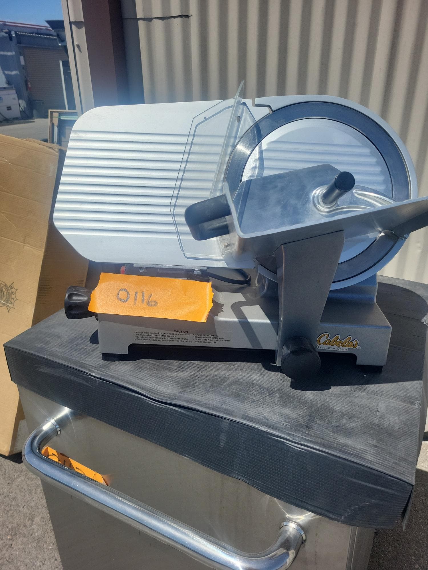 cabelas-12in-deli-meat-slicer-fea5ea