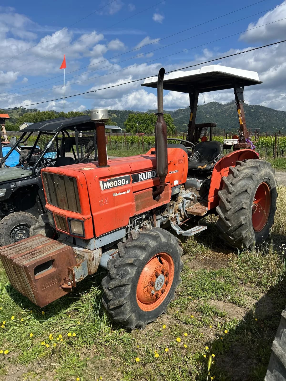 kubota-m6030n-4x4-tractor-mp4djvgu