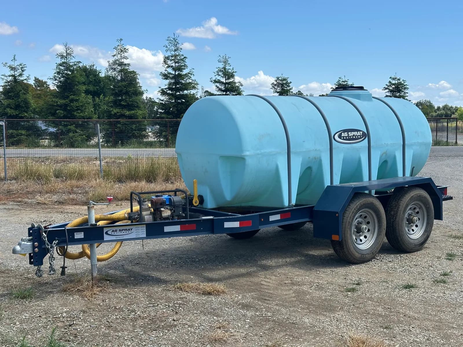 2022-ag-spray-equipment-1000gal-nurse-trailer-mou98bp4