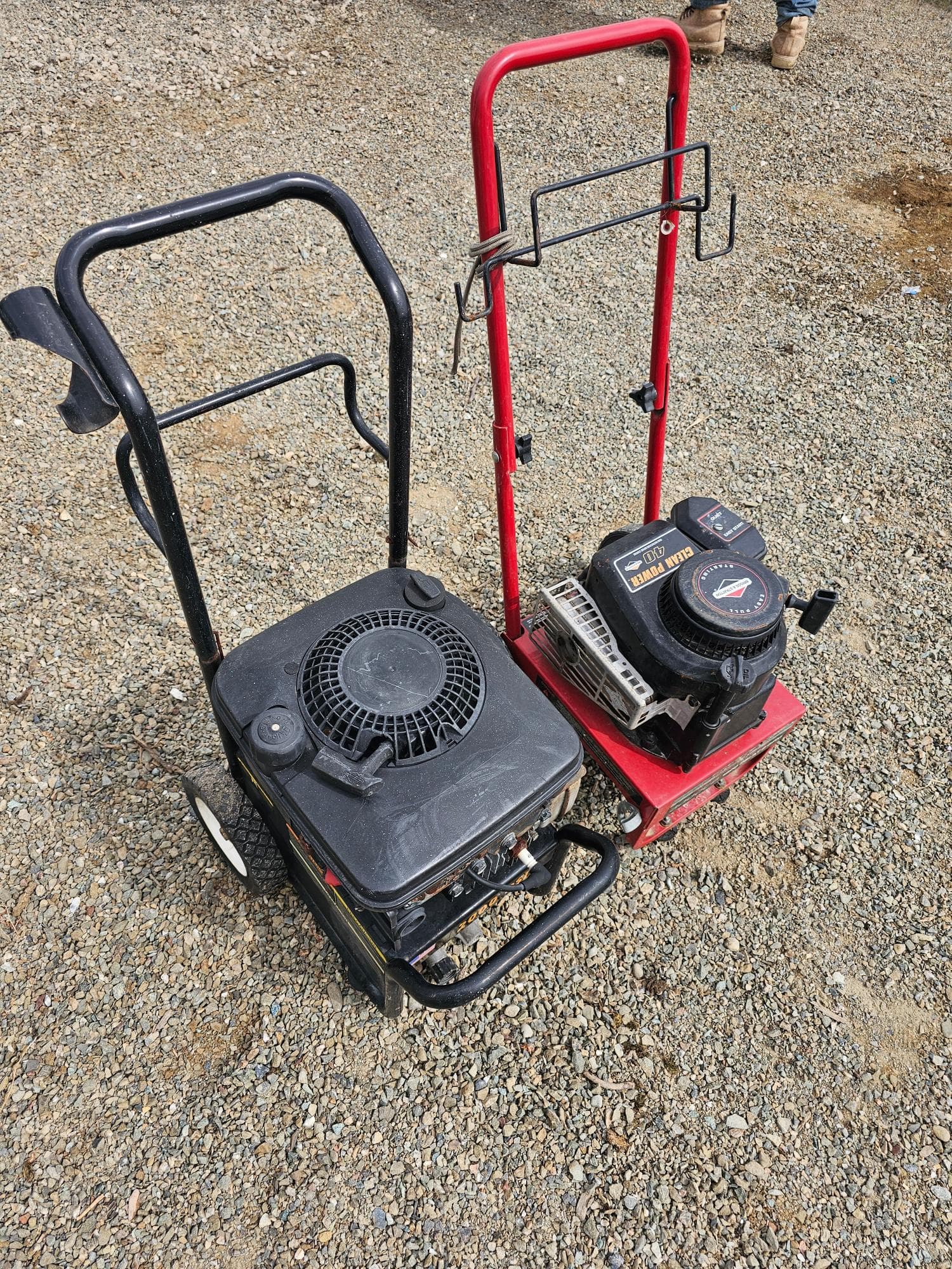 set-of-pressure-washers-mrwloz1q