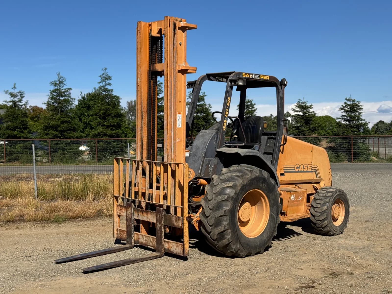 case-580-g-series-5000lb-capacity-diesel-forklift-mppx1xjb