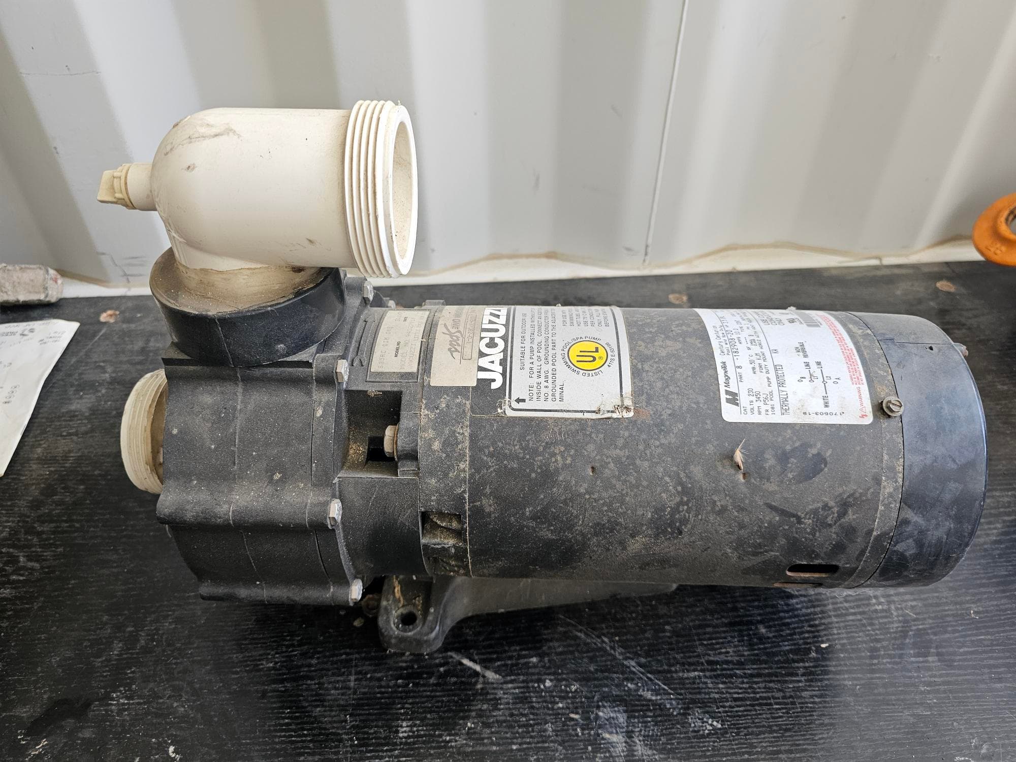 electric-water-pump-mrwoxnjk