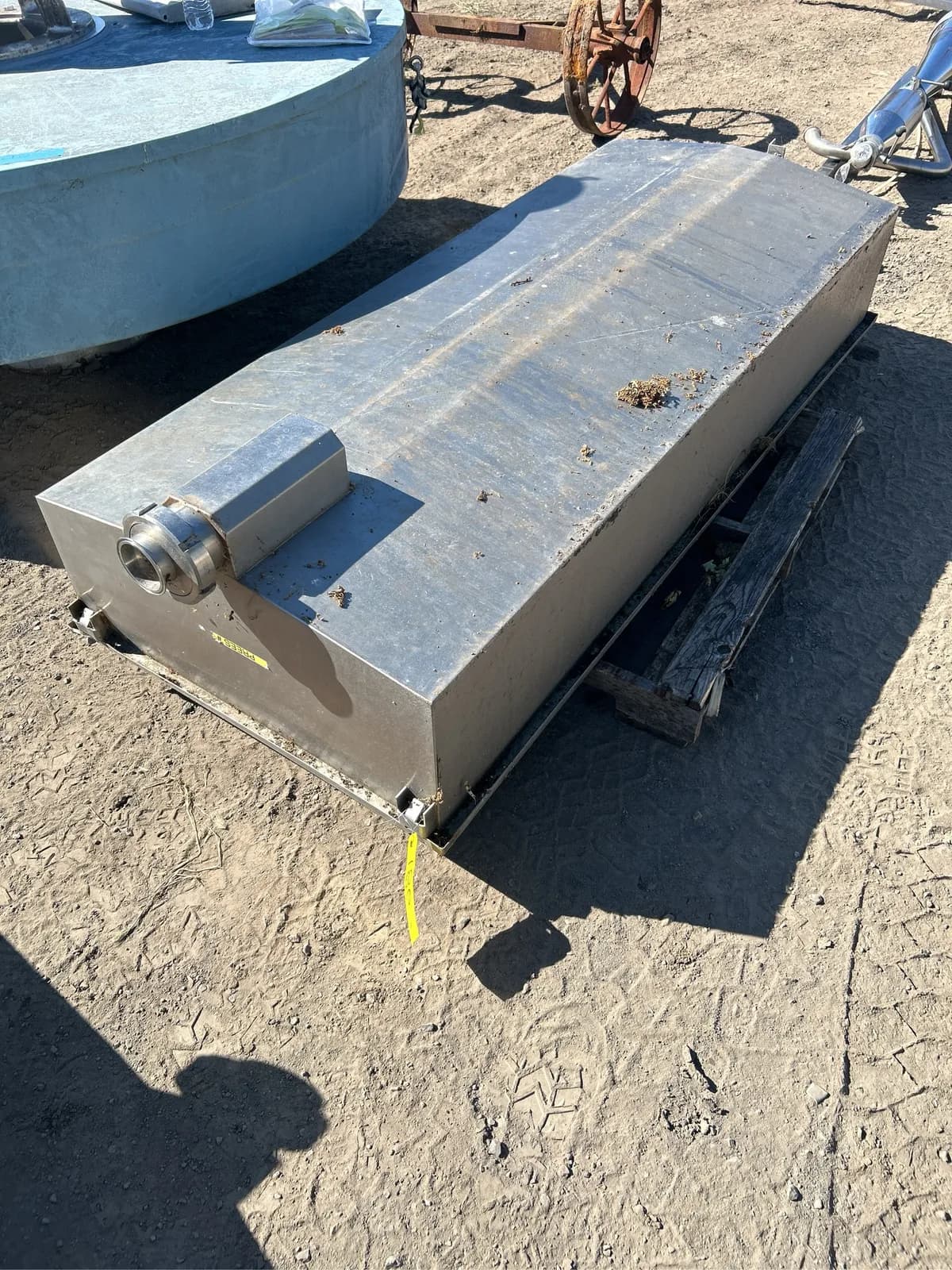 stainless-steel-winery-bin-dcaf1f