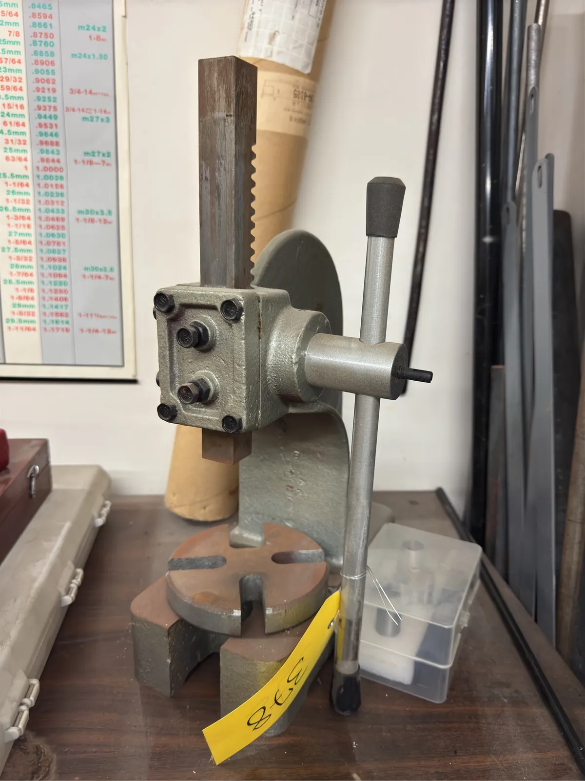 tabletop-arbor-press-d749ee