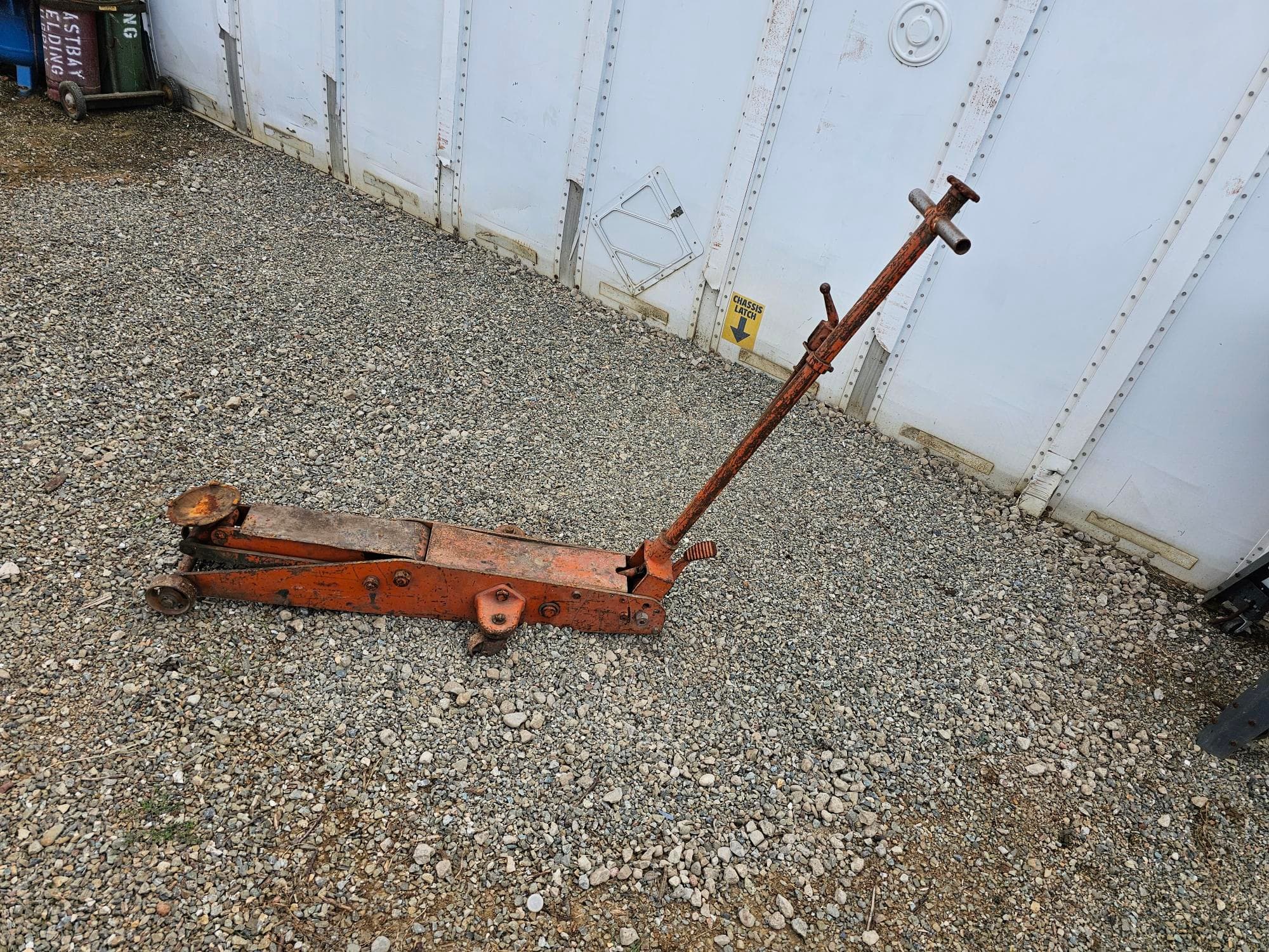 commercial-floor-jack-mrwpvkfk