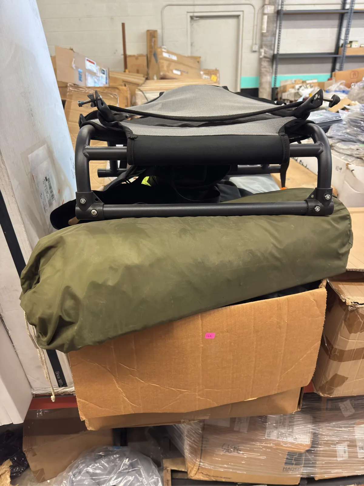 contents-of-box-personal-tents-folding-chair-and-inflatable-roof-rack-mq7i2a4l