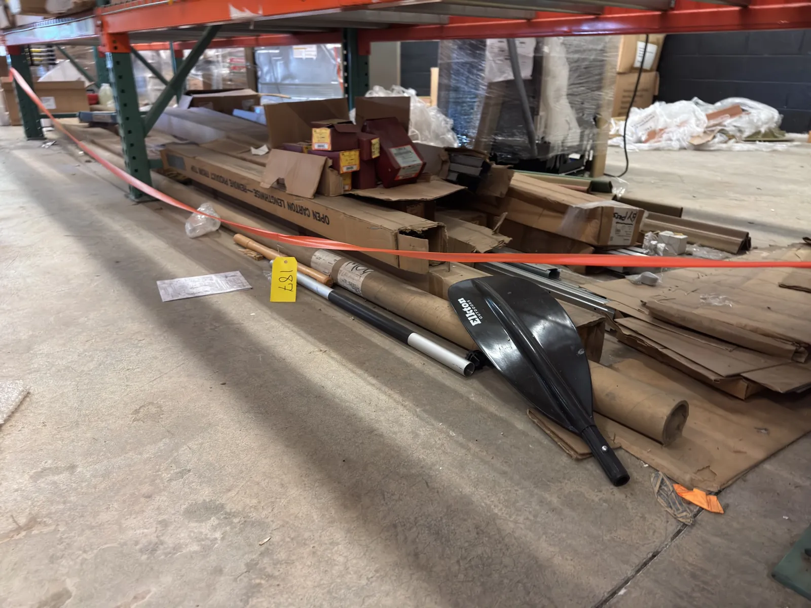 contents-under-shelf-door-components-14eb1f