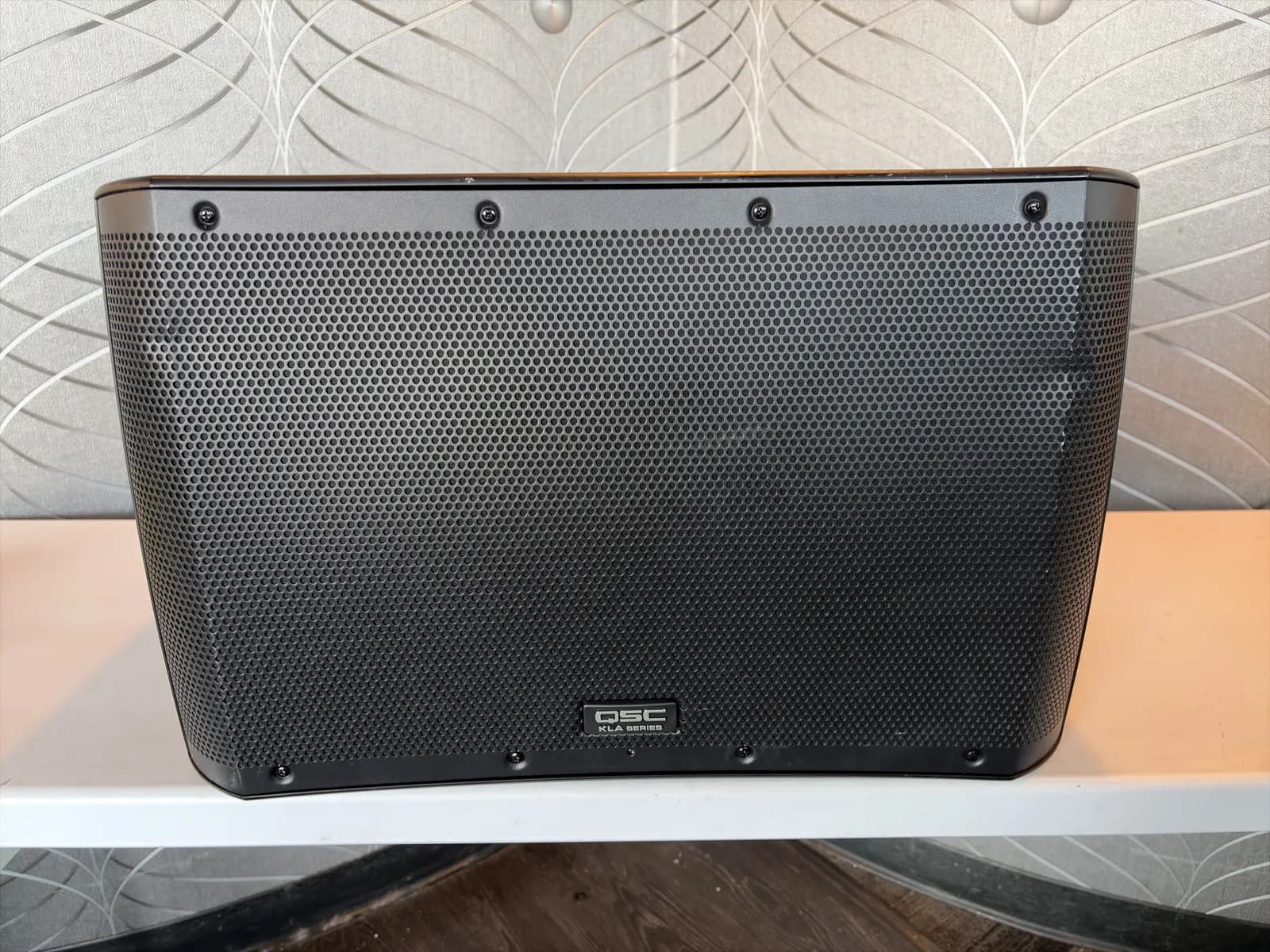 qsc-kla12-1kw-active-line-array-mpr3t3dq