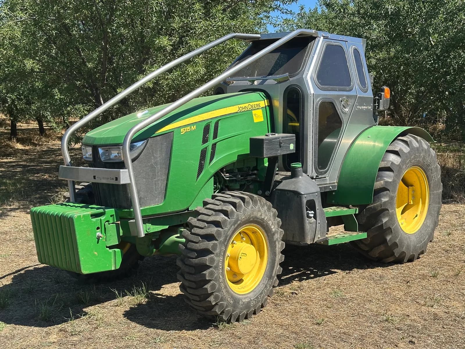 2020-john-deere-5115m-utility-tractor-with-key-dollar-cab-mppw3rab