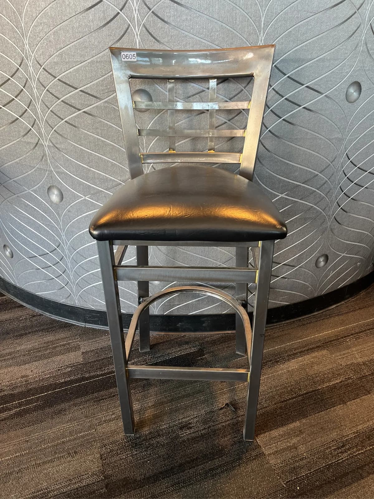 metal-bar-stool-with-black-upholstered-seat-6d204c