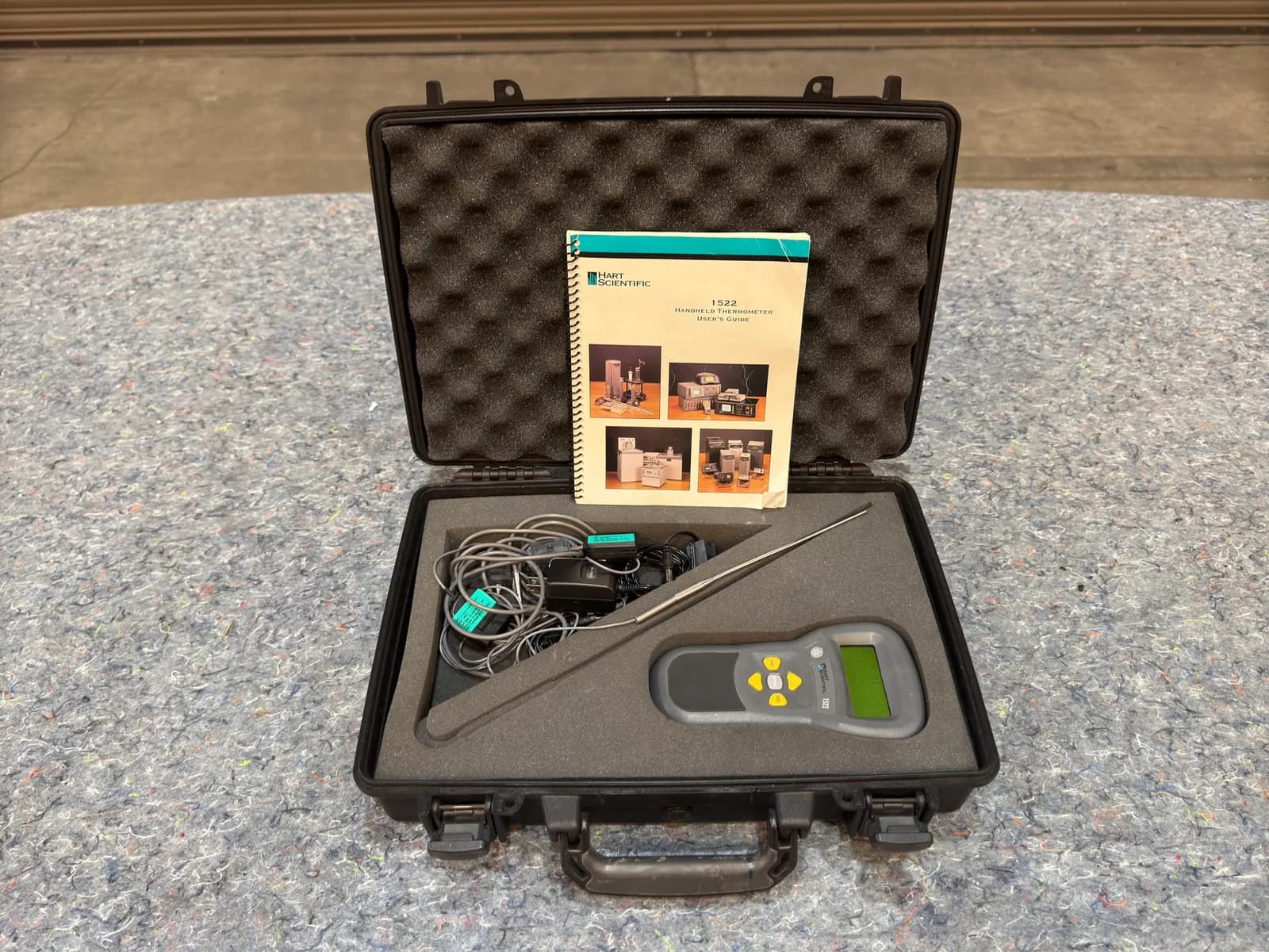 hart-scientific-handheld-thermometer-1522-c9fd6e