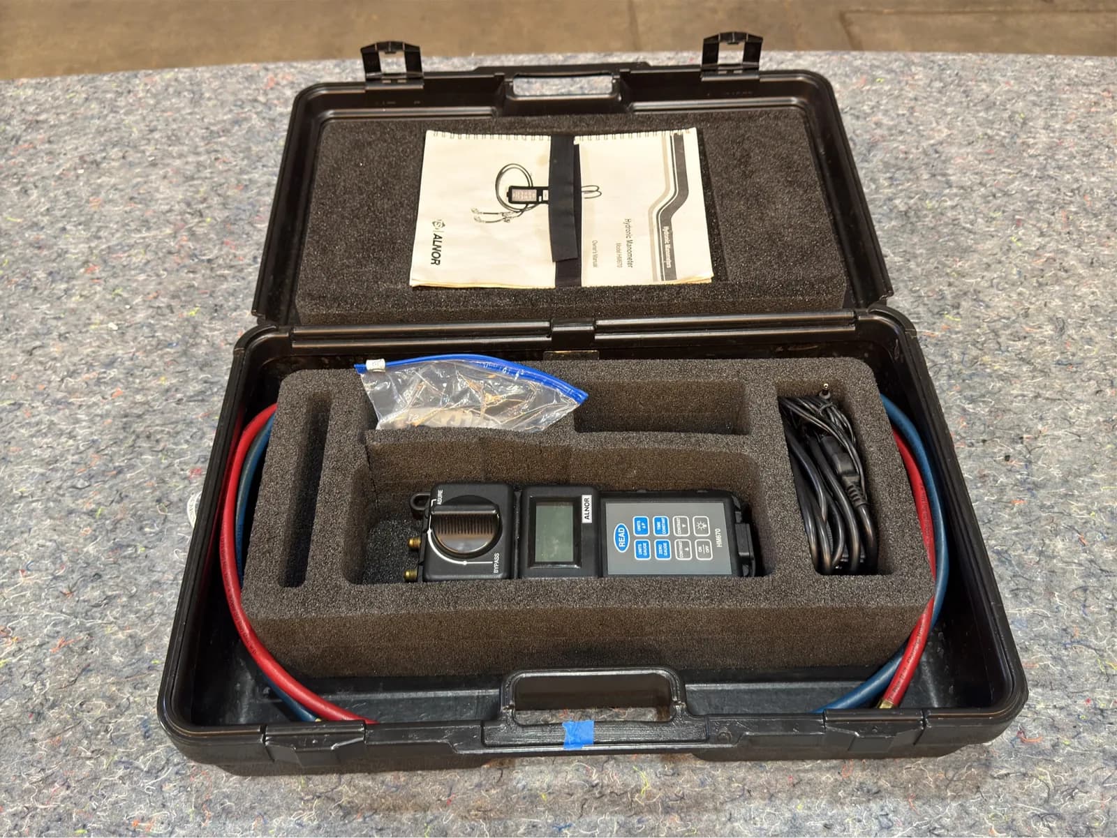 alnor-hydronic-manometer-hm670-2c99c0