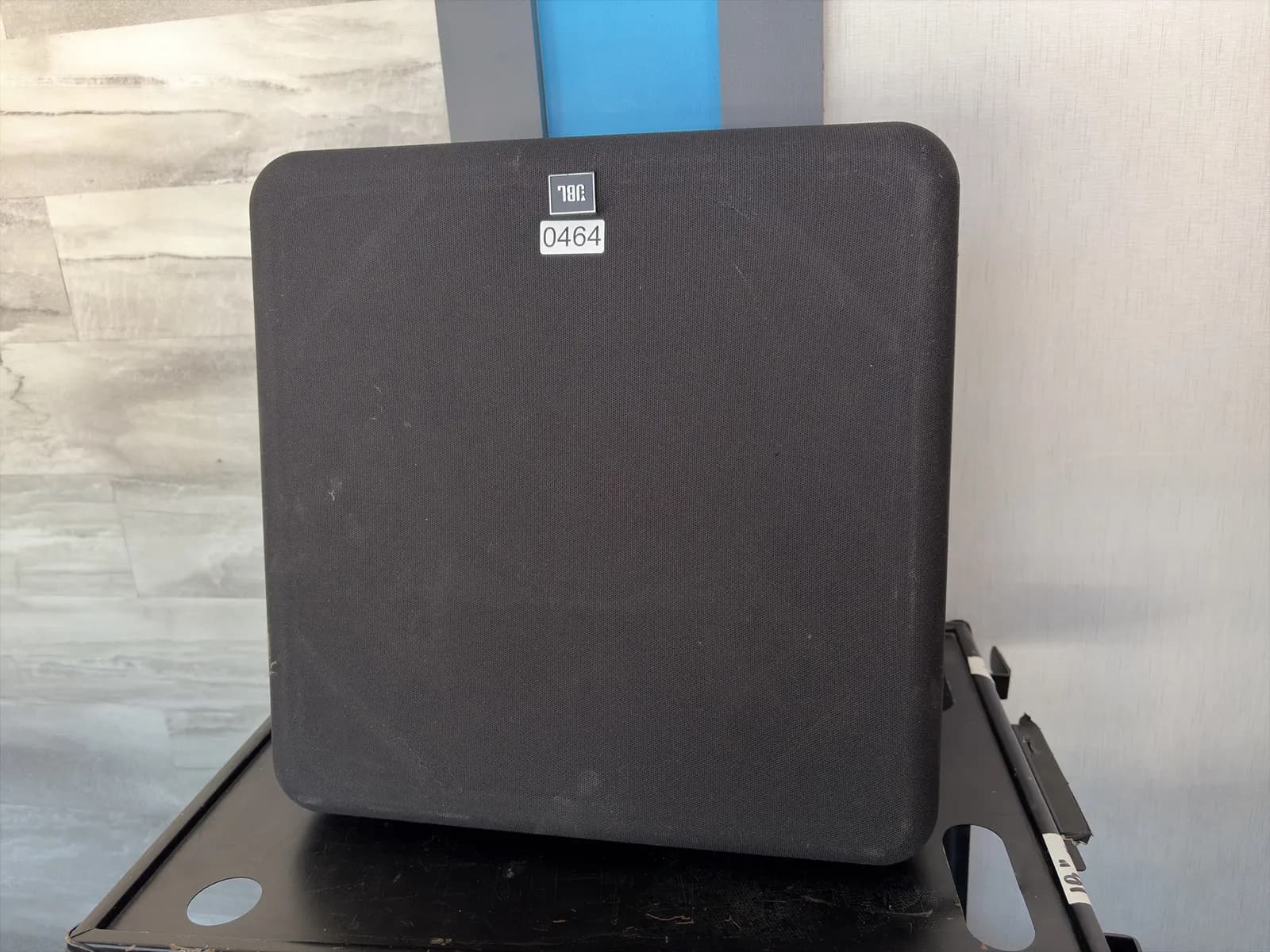jbl-8340-professional-cinema-surround-speaker-18-x-18-x-11-and-quick-mount-fixed-angle-bracket-mpzobmyy