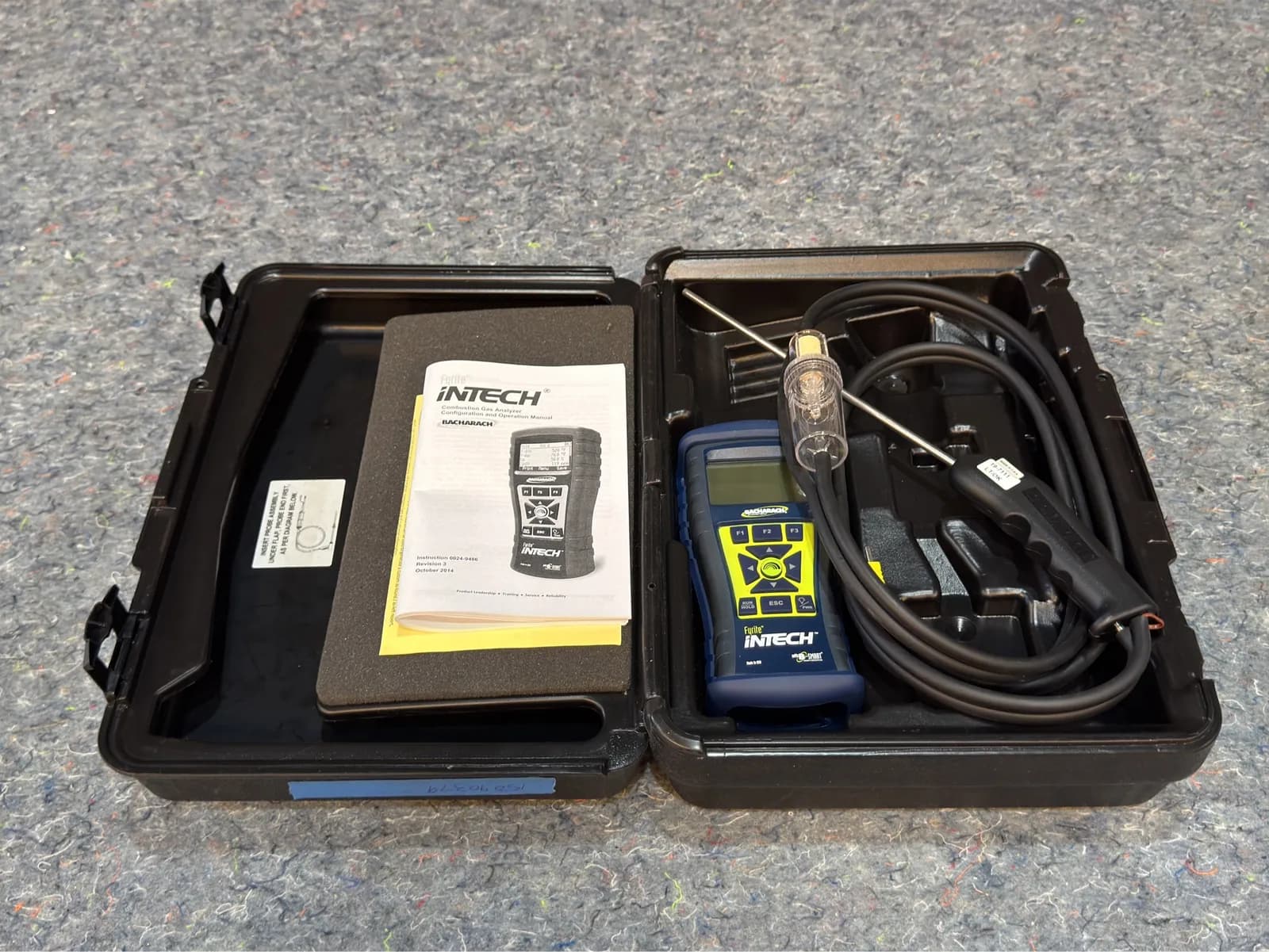 bacharach-fyrite-intech-combustion-gad-analyzer-c091b5