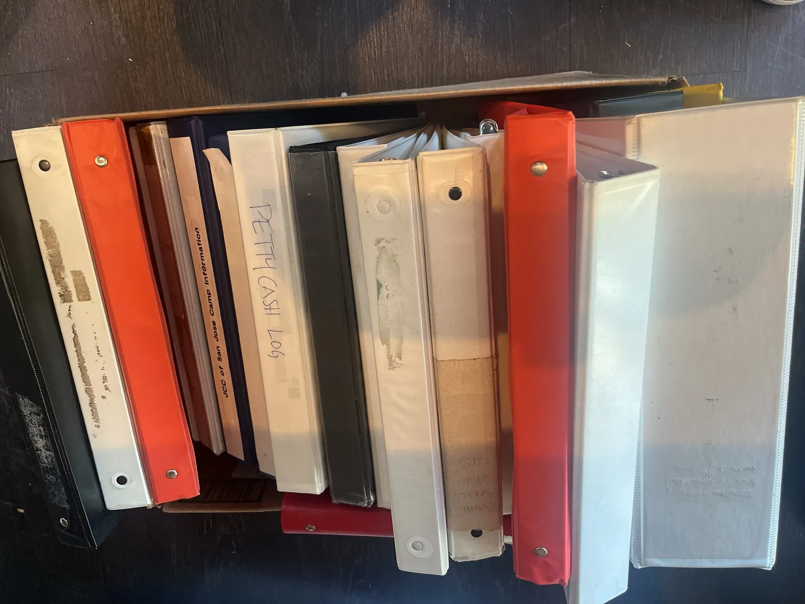 bulk-of-new-and-used-3-ring-binders-mpifbkdx