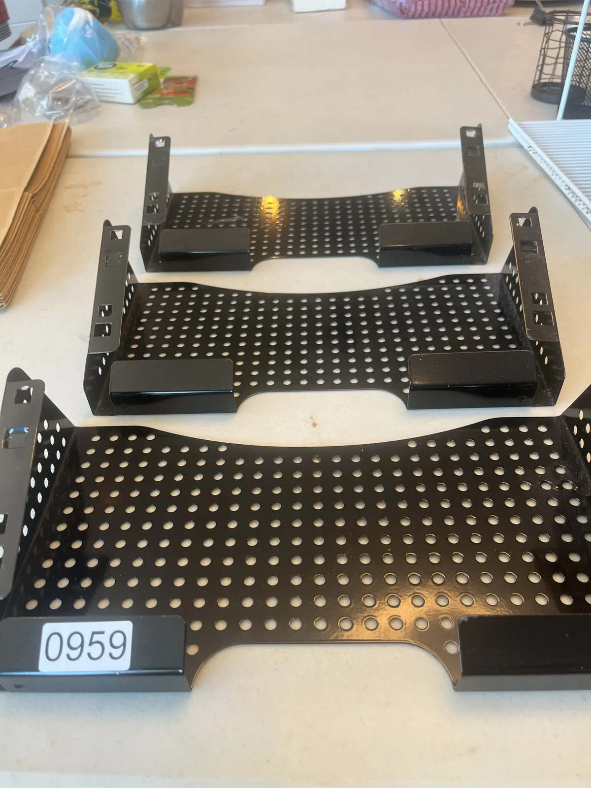 3-black-metal-perforated-wall-mount-sorters-mpr7hb0w