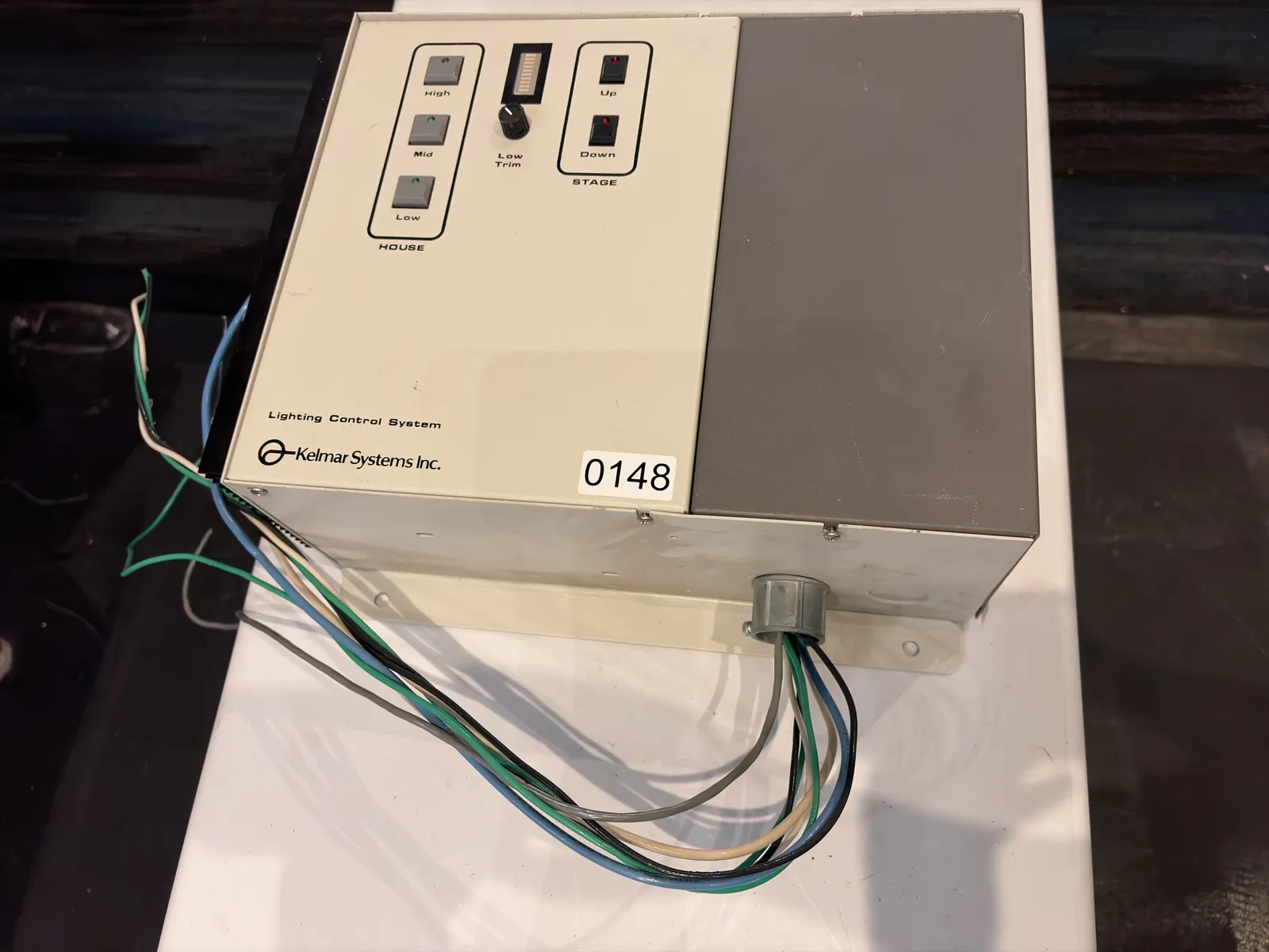 kelmar-systems-lighting-control-system-8364f9