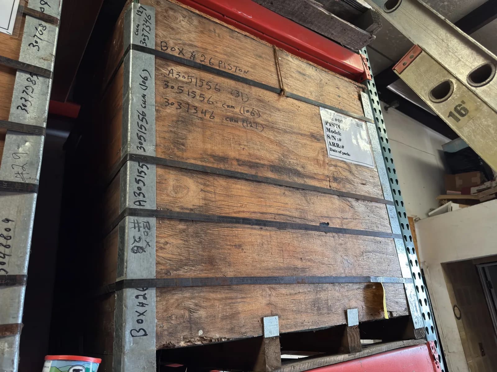 contents-of-bin-assorted-pistons-a305155-cummins-3051556-and-3037346-509998