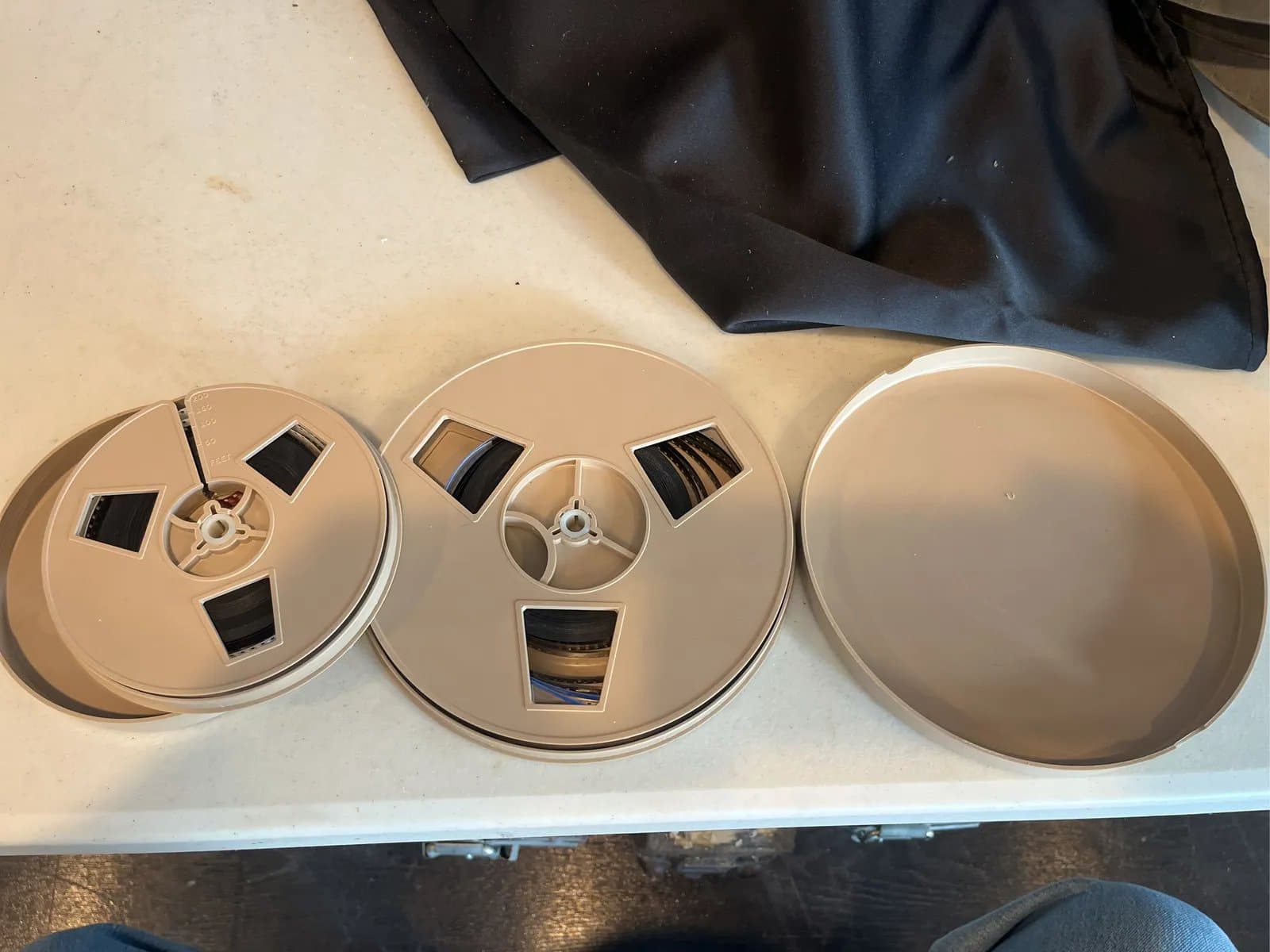 vintage-reel-to-reel-tape-spools-with-super-cute-8-film-reels-375e70
