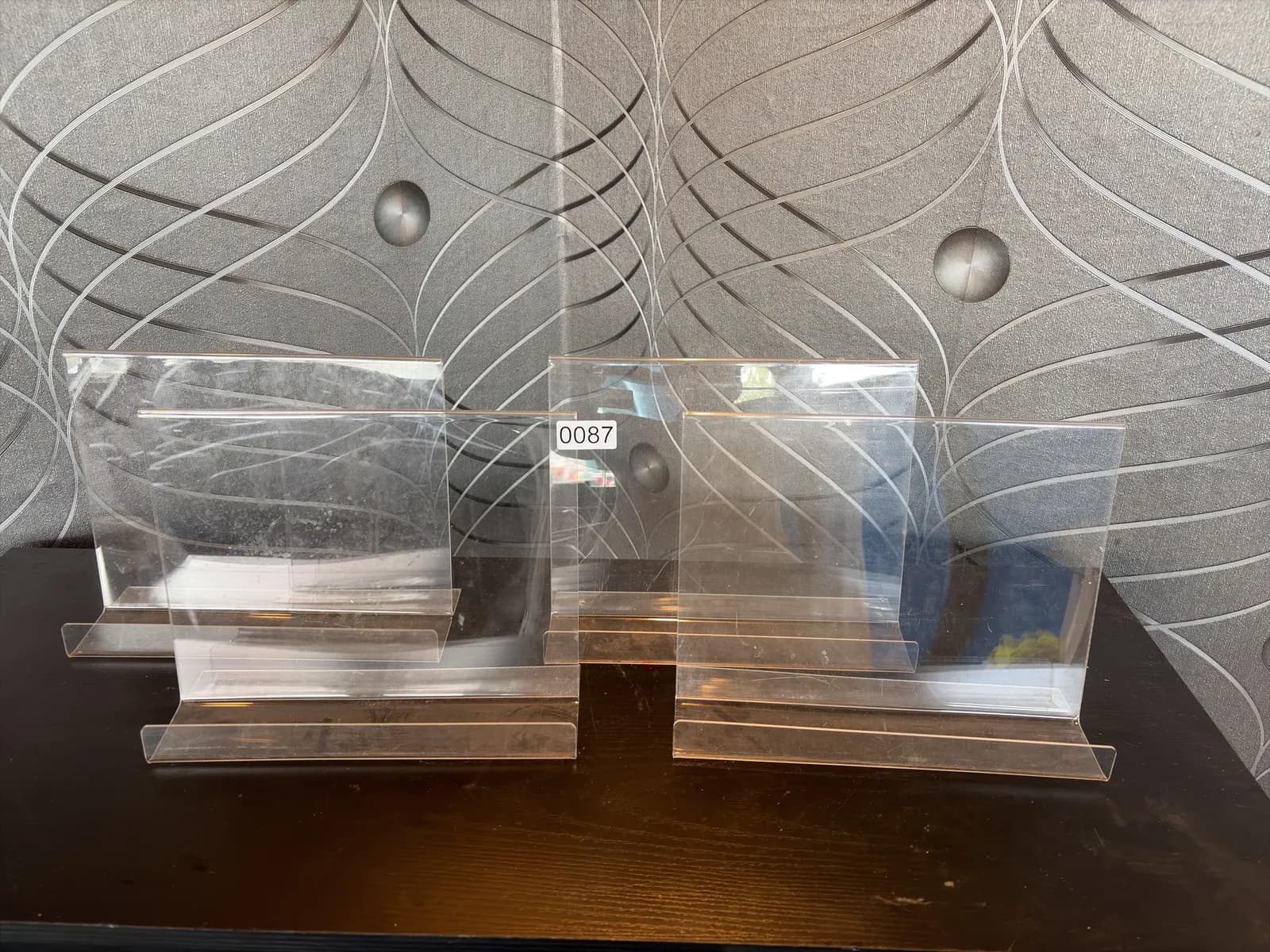 4-clear-acrylic-display-stands-for-cds-or-books-and-1125x-85-promotional-insert-mpq36xeh