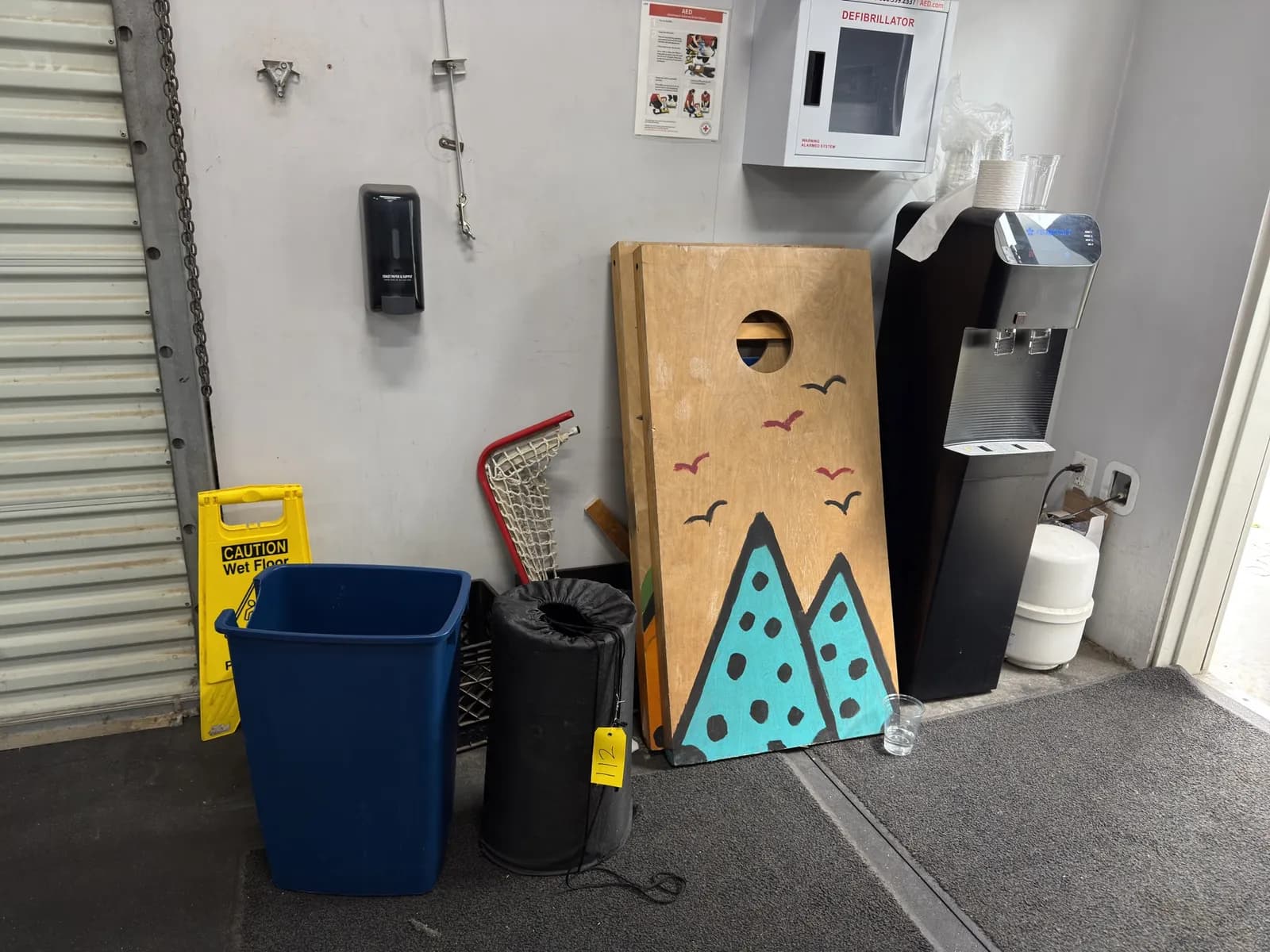 assorted-contents-water-dispenser-games-and-more-mpvrkxuf