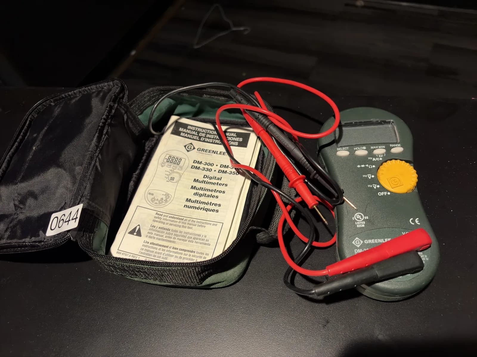 digital-multimeter-by-greenlee-ae5729