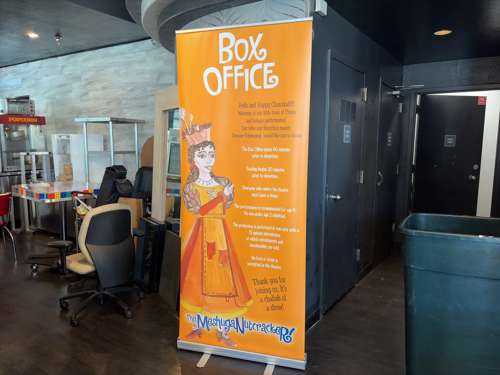 freestanding-banner-system-with-carrying-case-handle-and-shoulder-strap-0737-1780347246469-mpvos77p