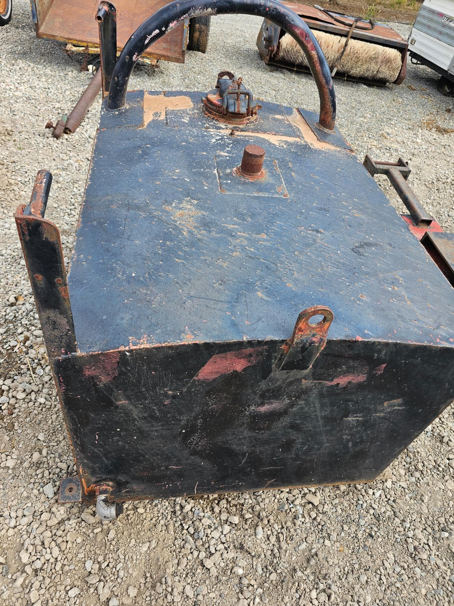 heavy-duty-tank-d6f865