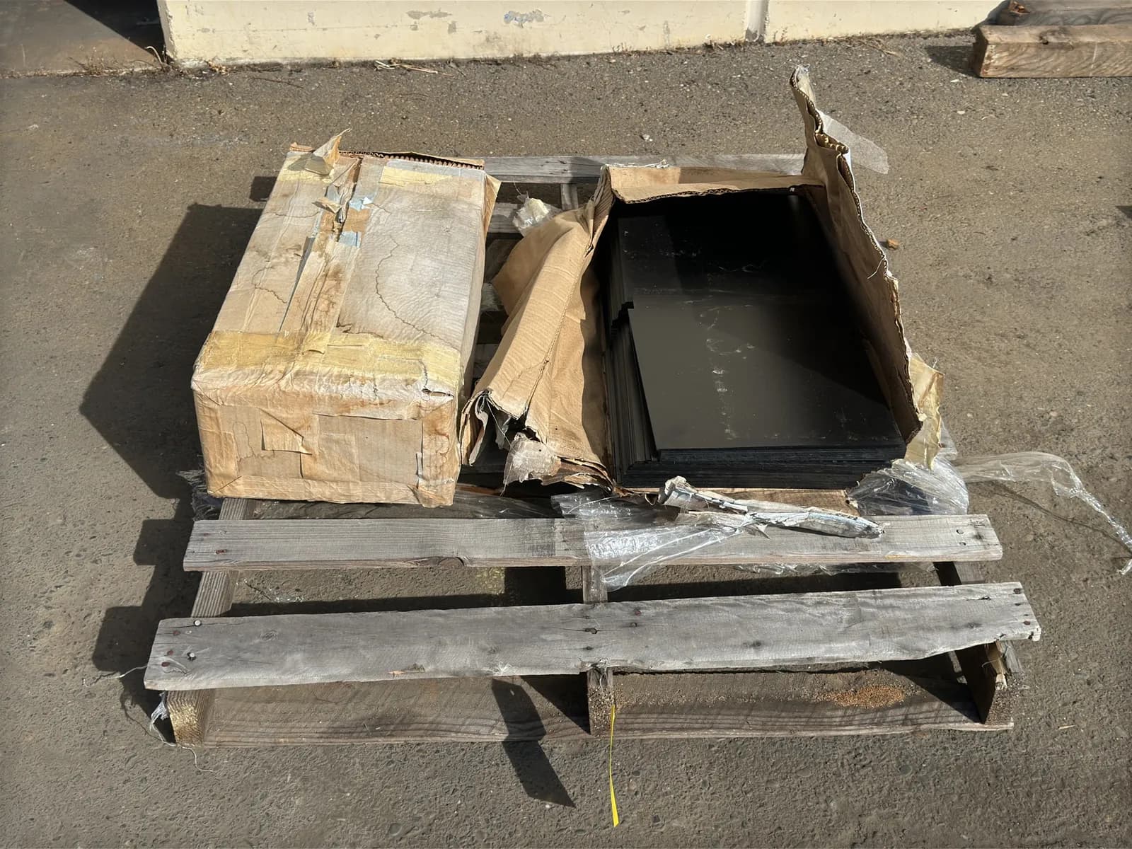 2-boxes-of-12-x12-black-plastic-shims-6eec5d