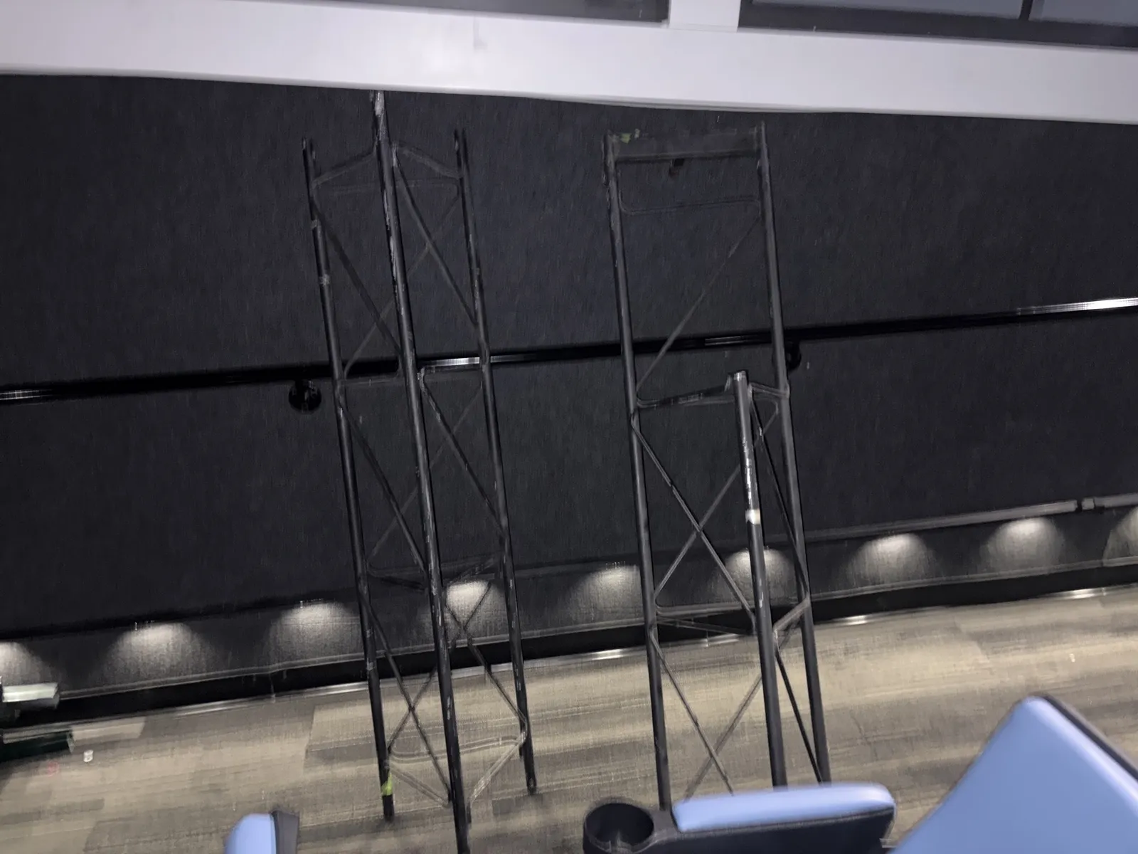 2-4-pieces-of-12-triangular-aluminum-truss-mpzozg7o