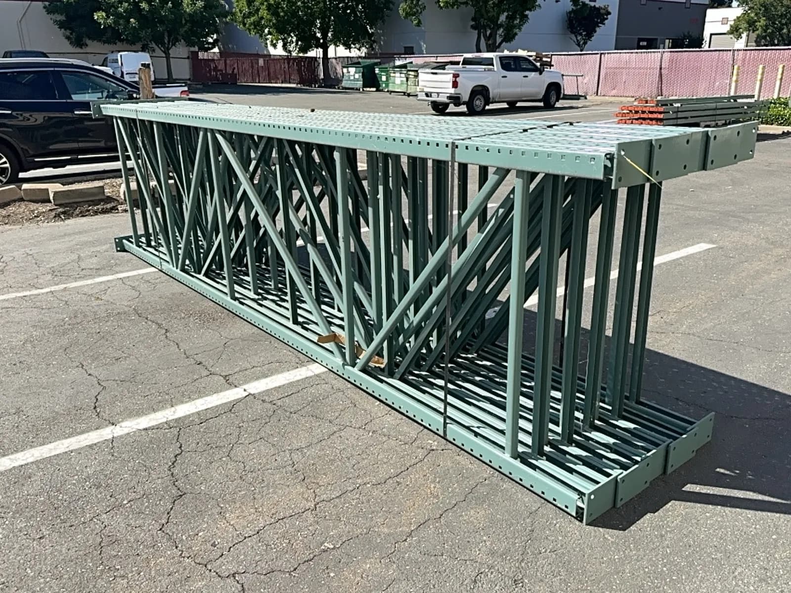 10-192x48-uprights-3x3-column-5x8-footplate-4-hole-teardrop-mq5dsx4x