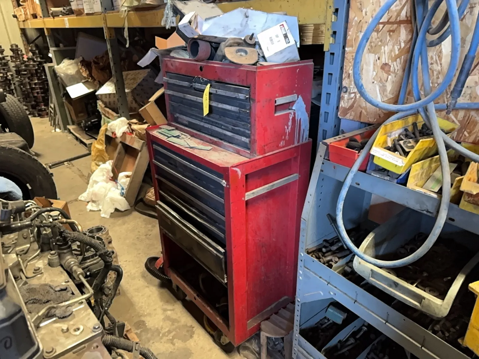 contents-of-2-tiered-sears-craftsman-toolboxes-assorted-hand-tools-mqfo64iy