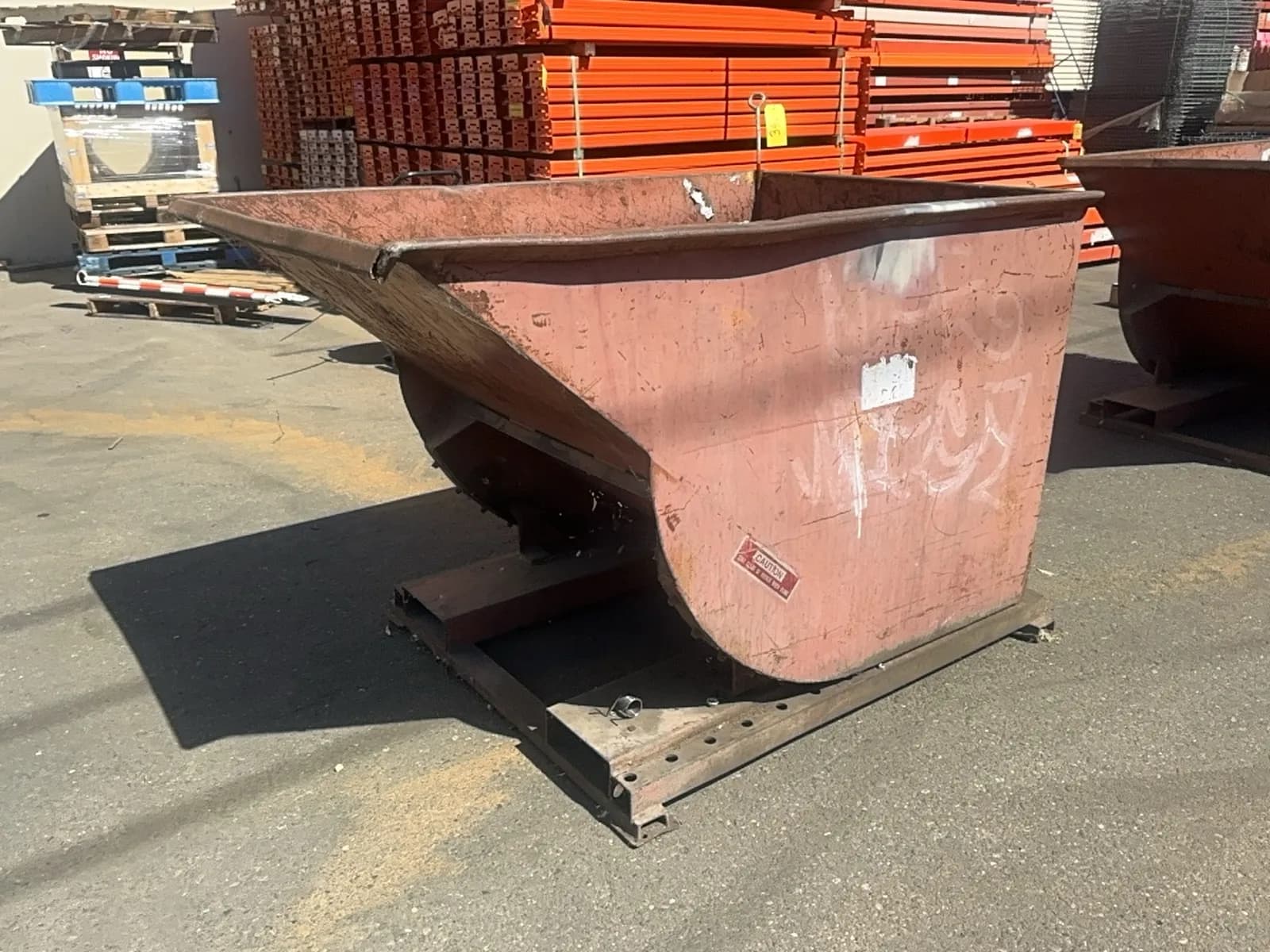 forklift-dump-hopper-mqdzo2x5