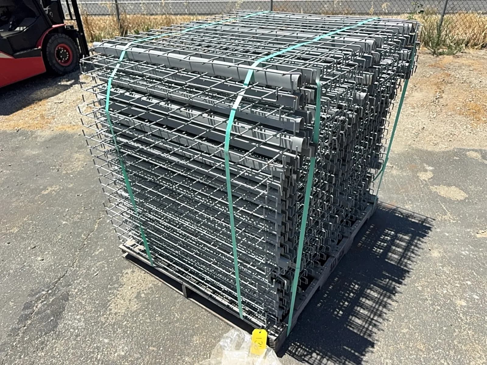 20-38-x-46-wire-mesh-decking-3-supports-mqjo6ft0
