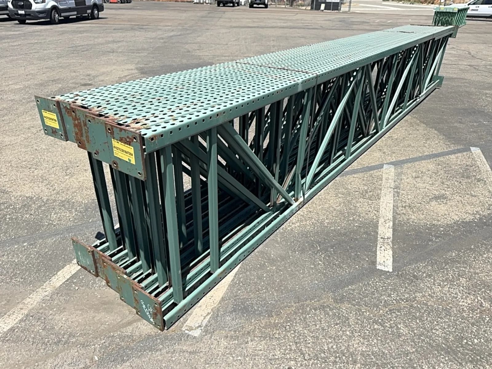 10-276x42-uprights-3x3-column-with-1-58-backer-8x8-footplate-with-4-holes-teardrop-mqgxyszr