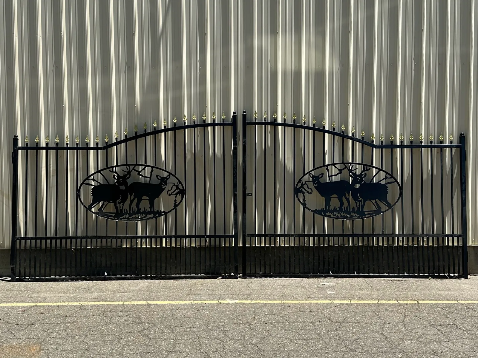 20-powder-coated-wrought-iron-bi-parting-gate-unused-c0146-1781561161461-mqfrim0l