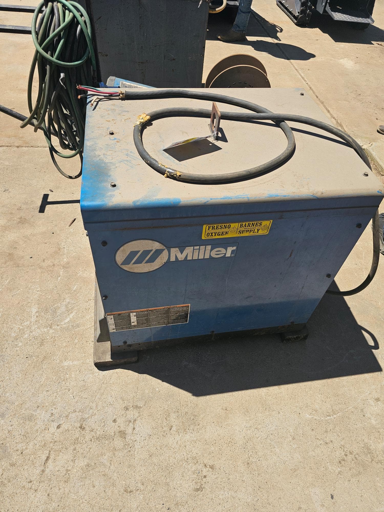 miller-welder-ms82paow