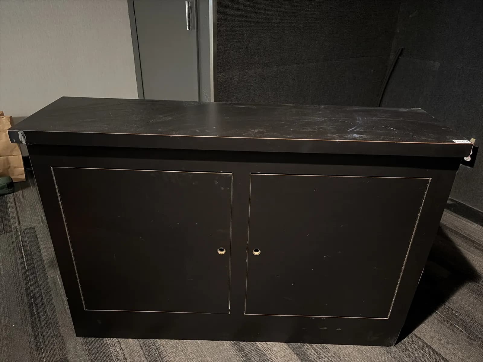 black-2-door-cabinet-mqiz677l